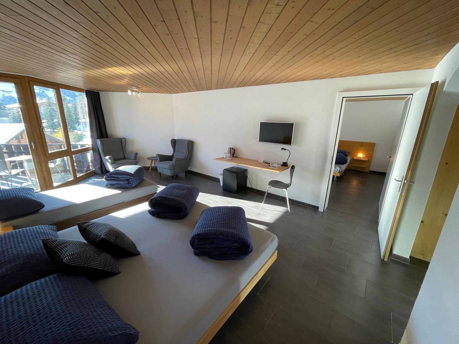 Catrina Hotel Disentis Pokój zdjęcie