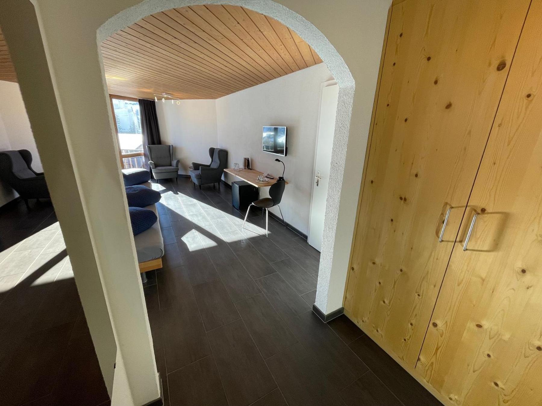 Catrina Hotel Disentis Pokój zdjęcie