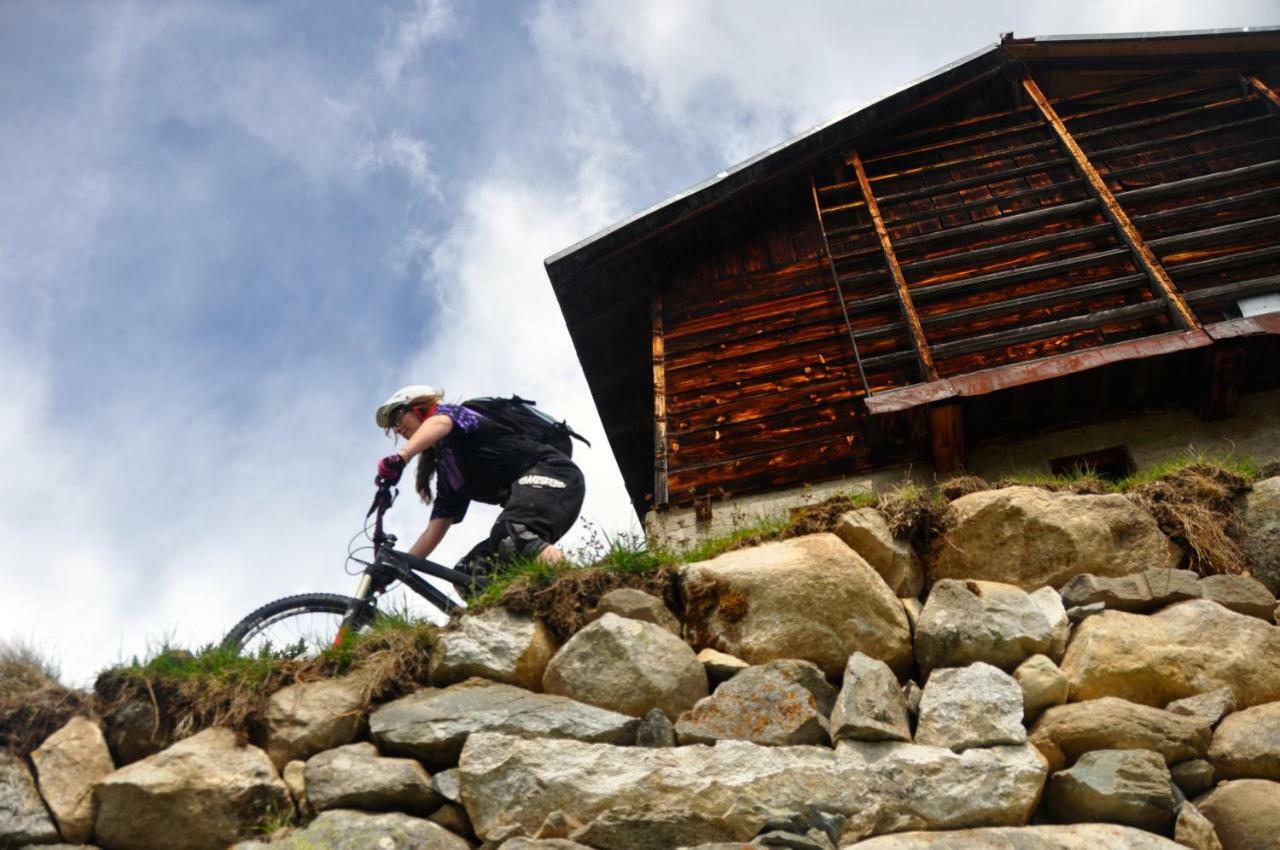 Catrina Hotel Disentis Zewnętrze zdjęcie